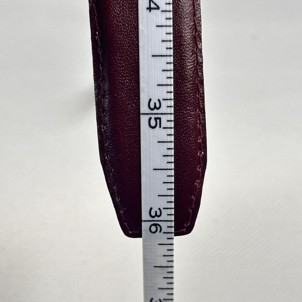 Vintage Burgundy and Black Reversible Leather Belt Two Tone Gold Buckle 30-34" - Picture 7 of 7